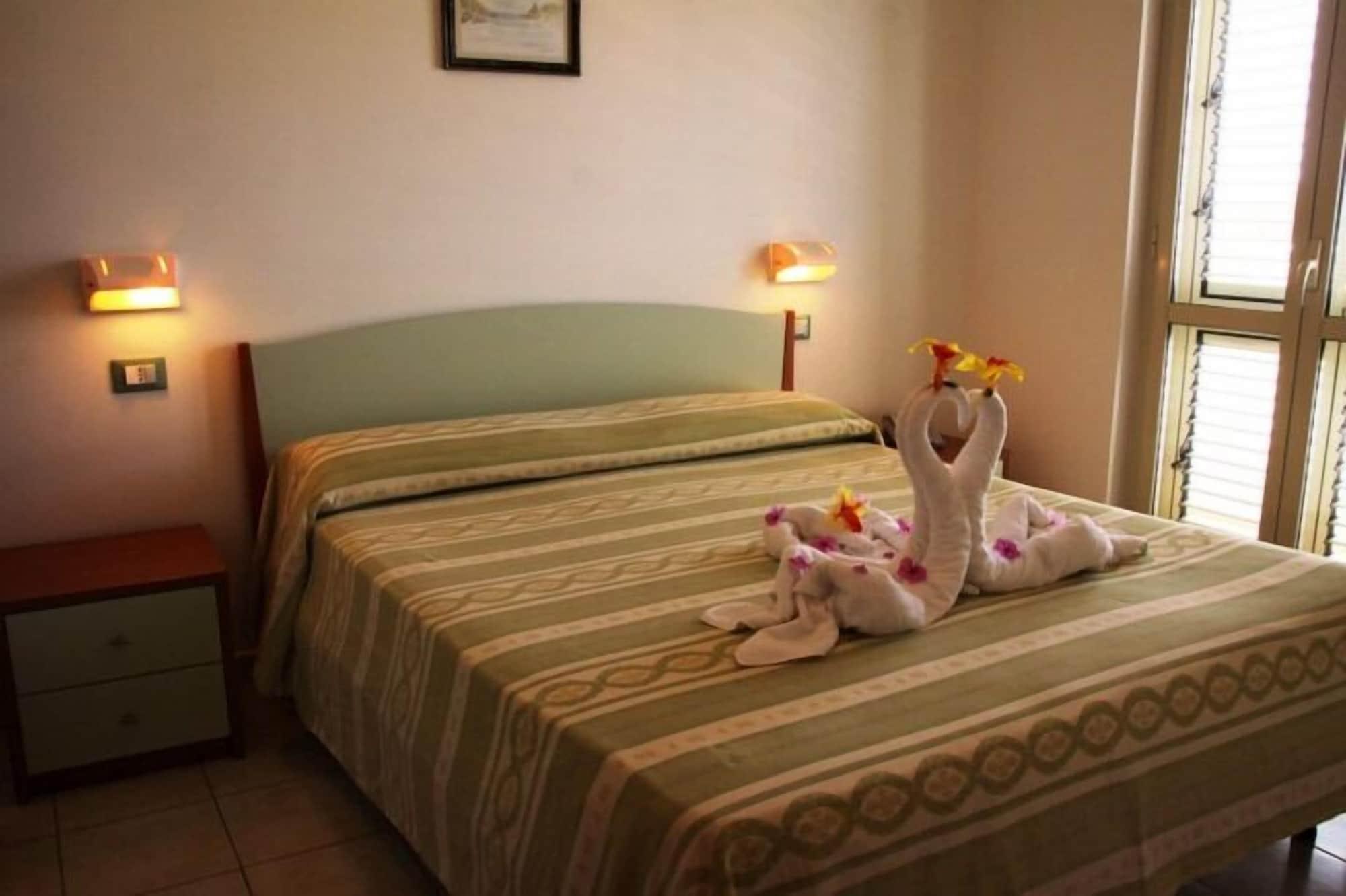 Hotel Eolo Capo Vaticano Eksteriør bilde